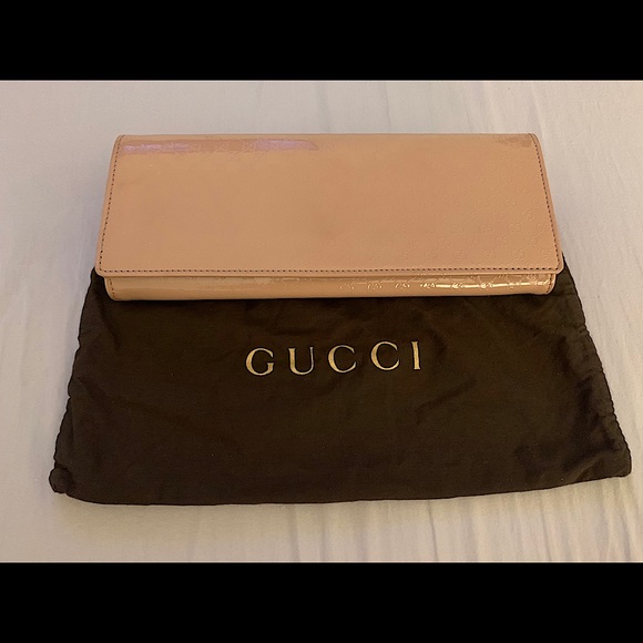 GUCCI Patent Microguccissima Small Clutch - Picture 1 of 10